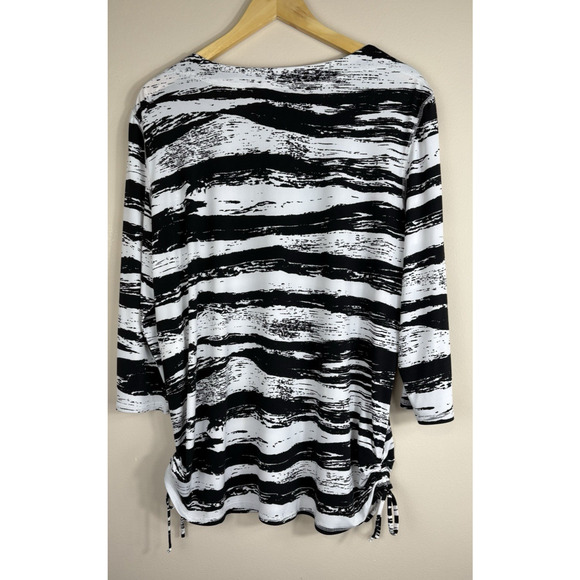 Joseph Ribkoff Black White Top Sz 18 XL Rouched Sides Liquid Knit - Picture 2 of 11